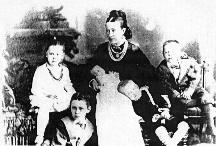 Family of Mrs Marian Boultbee